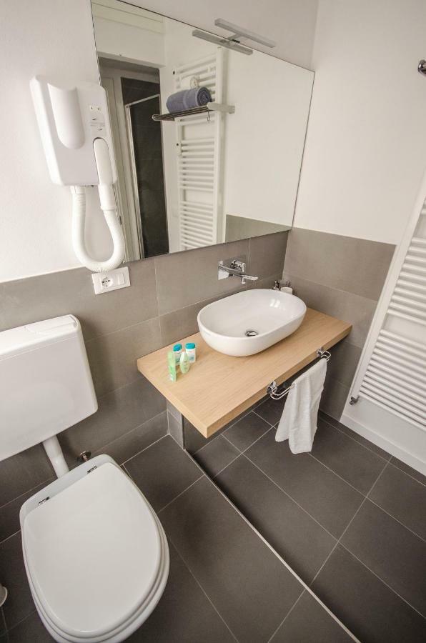 Residenza Flamingo Болонья Экстерьер фото